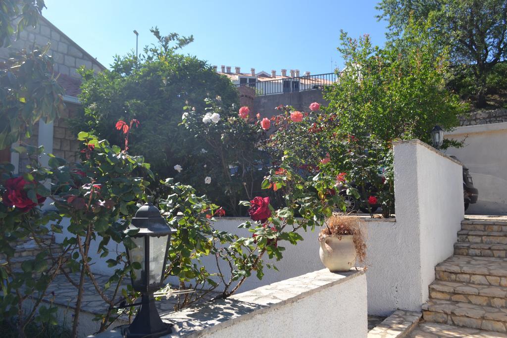 Madonna Guest House Дубровник Екстериор снимка