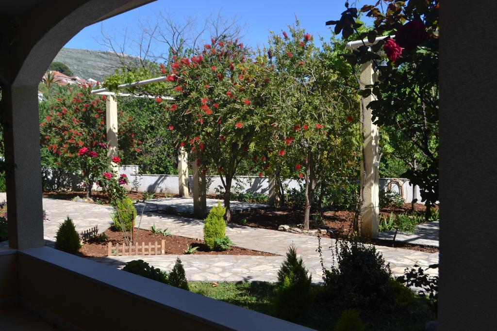 Madonna Guest House Дубровник Екстериор снимка