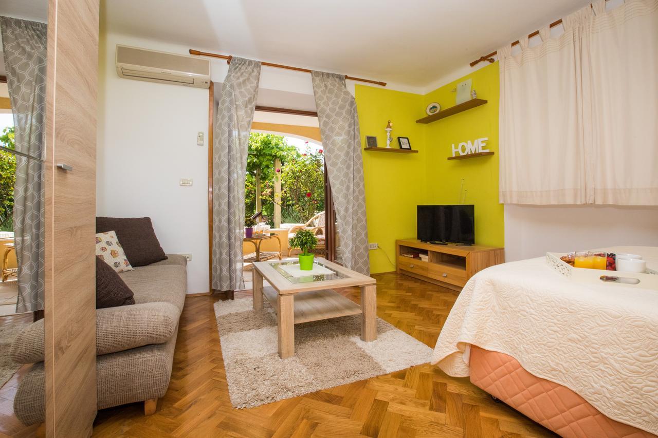 Madonna Guest House Дубровник Екстериор снимка