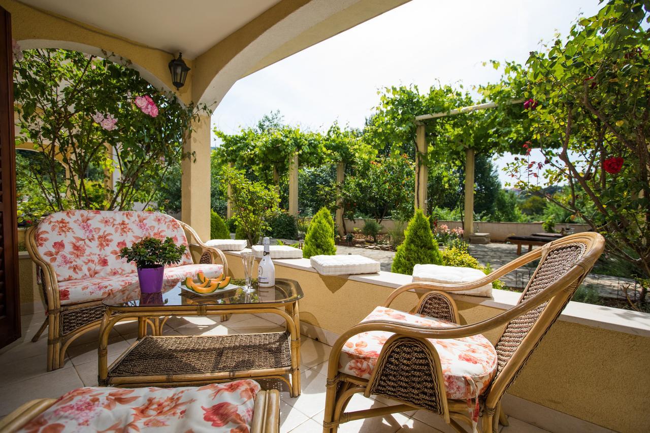 Madonna Guest House Дубровник Екстериор снимка