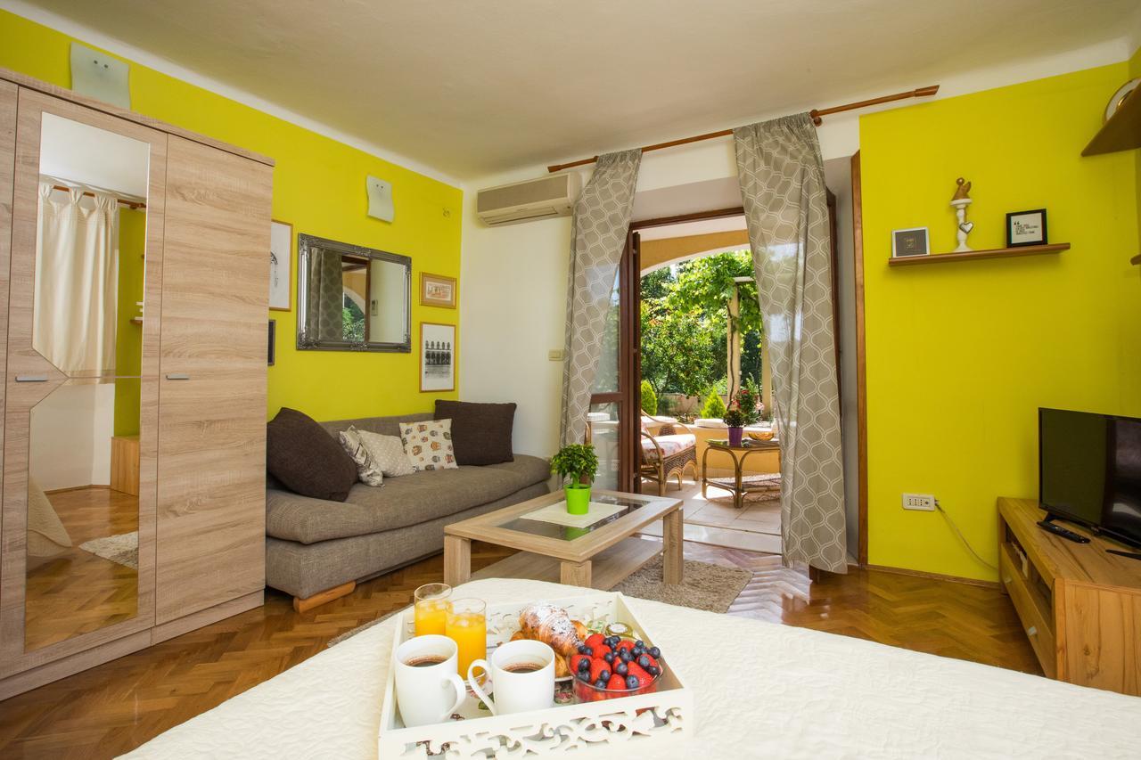 Madonna Guest House Дубровник Екстериор снимка