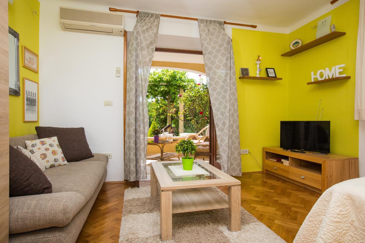 Madonna Guest House Дубровник Екстериор снимка