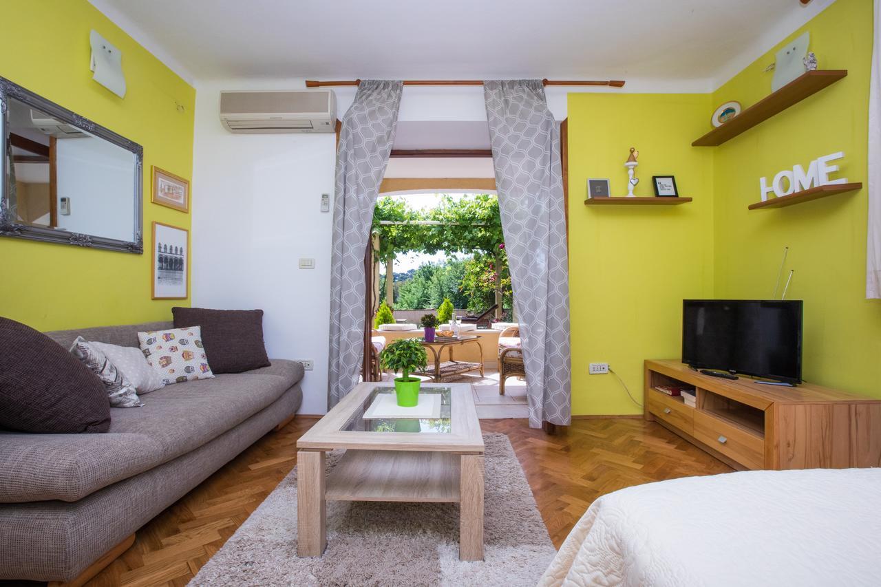 Madonna Guest House Дубровник Екстериор снимка